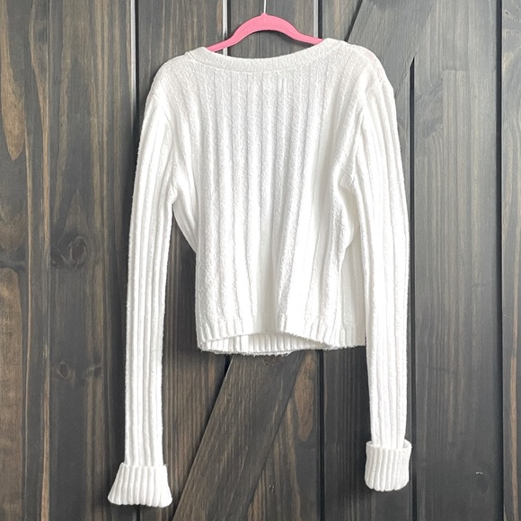 Hollister XS - Picture 3 of 3